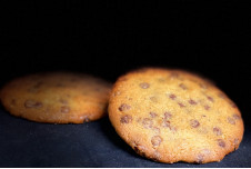 COOKIE AU CHOCOLAT AU LAIT ET NOISETTES